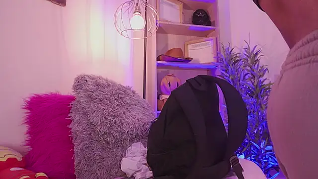 madelyn rose  online show from 03/21/26, 01:54