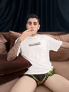 arenn1997 online show from 09/11/25, 12:27