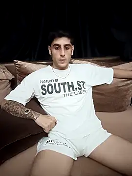 arenn1997 online show from 09/19/25, 10:21