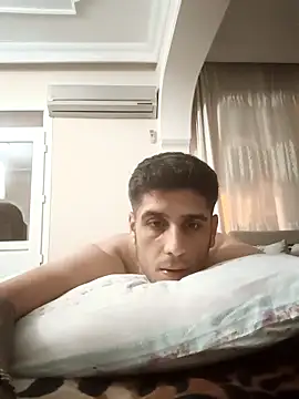 arenn1997 online show from 10/20/25, 12:33