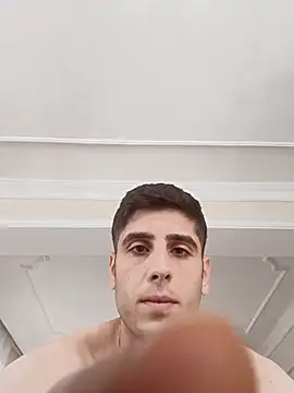 arenn1997 online show from 10/22/25, 12:16