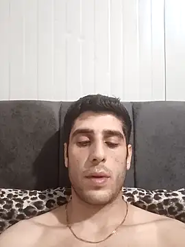 arenn1997 online show from 04/23/26, 12:23