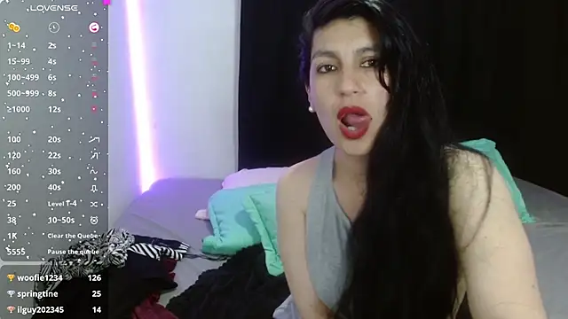 Snapshot of cristina_connor chatting on 12/19/24, 02:45 cristina connor online show from 12/19/24, 02:45