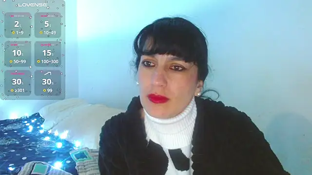 Snapshot of cristina_connor chatting on 02/15/25, 07:49 cristina connor online show from 02/15/25, 07:49