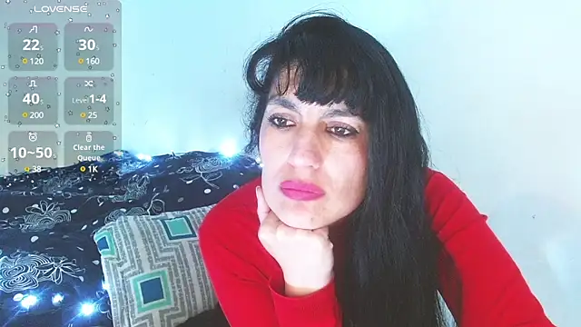 Snapshot of cristina_connor chatting on 02/19/25, 04:34 cristina connor online show from 02/19/25, 04:34