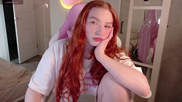 cinnabon girls online show from 11/22/25, 11:04