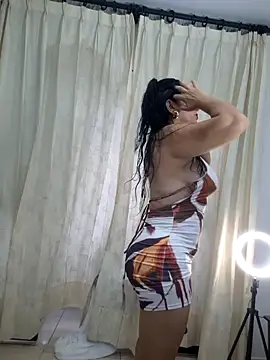 viollett 28 online show from 10/10/25, 09:58