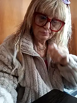 Snapshot of eva2023sexy chatting on 03/07/25, 01:51 eva2023sexy online show from 03/07/25, 01:51