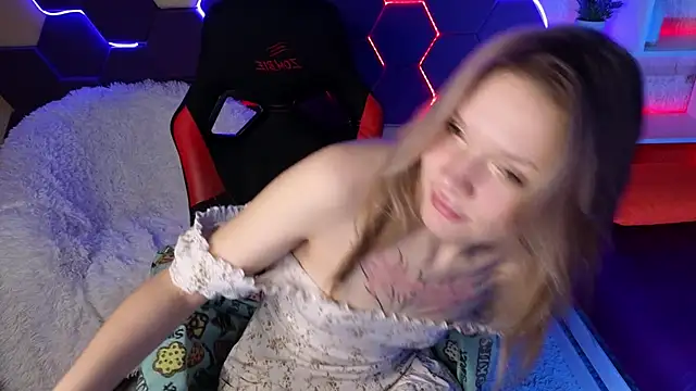 LitaBrom online show from 01/18/25, 11:32