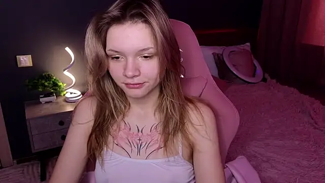 LitaBrom online show from 02/07/25, 04:16