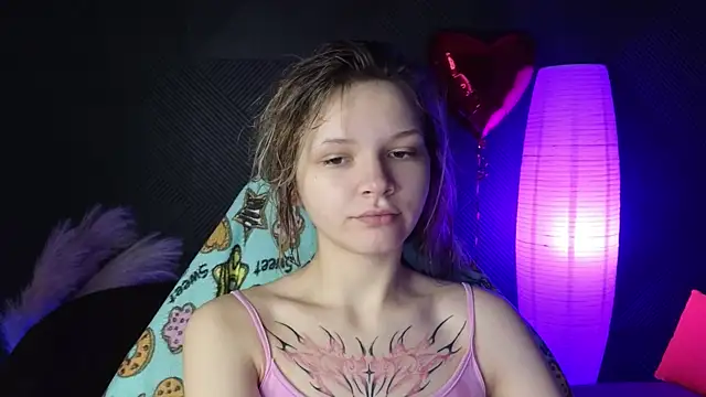 LitaBrom online show from 02/14/25, 01:13