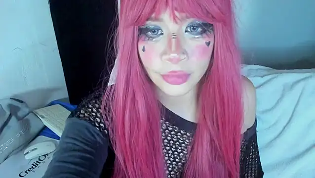 Snapshot of molly__kiwi2 chatting on 11/07/25, 05:18 molly kiwi2 online show from 11/07/25, 05:18