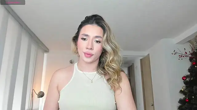 Snapshot of honeyann08 chatting on 01/04/25, 06:09 honeyann08 online show from 01/04/25, 06:09