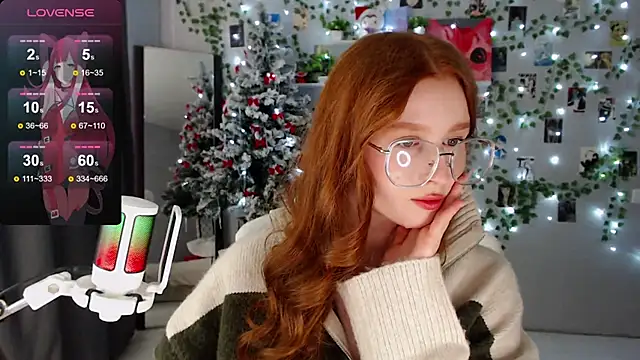 Snapshot of Meow_babe chatting on 12/19/24, 11:18 Meow babe online show from 12/19/24, 11:18