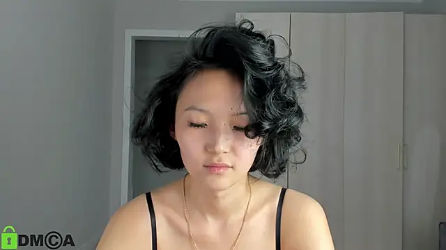 Snapshot of ailey_chao chatting on 02/03/25, 02:24 ailey chao online show from 02/03/25, 02:24