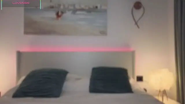 ReyaSophia online show from 03/19/26, 10:47