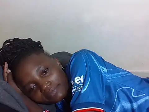 SexyNeedle22 online show from 12/02/25, 07:53