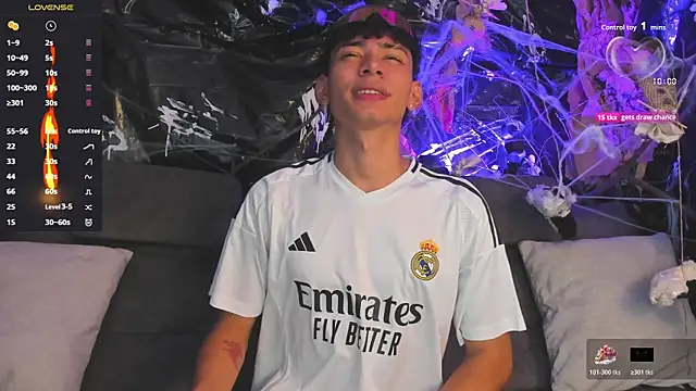 Daviid laidd online show from 10/29/25, 09:05