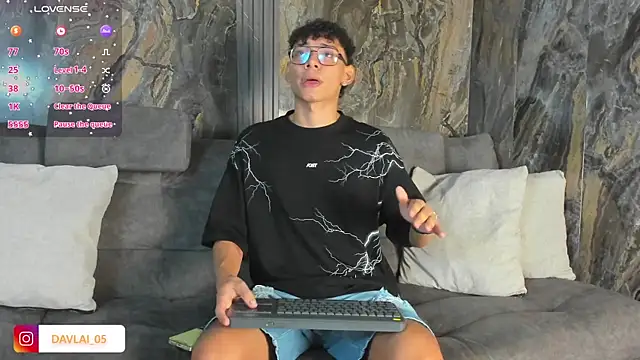 Daviid laidd online show from 12/19/25, 07:32