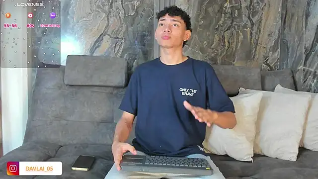 Daviid laidd online show from 01/05/26, 07:17