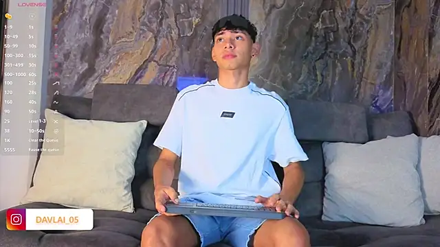 Daviid laidd online show from 04/19/26, 01:21