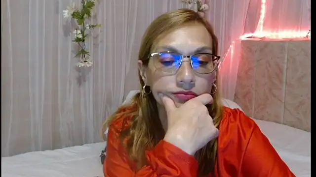 italagomez  online show from 02/27/25, 01:48