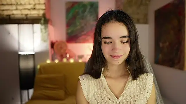 Gia Paige18 online show from 12/03/24, 12:16