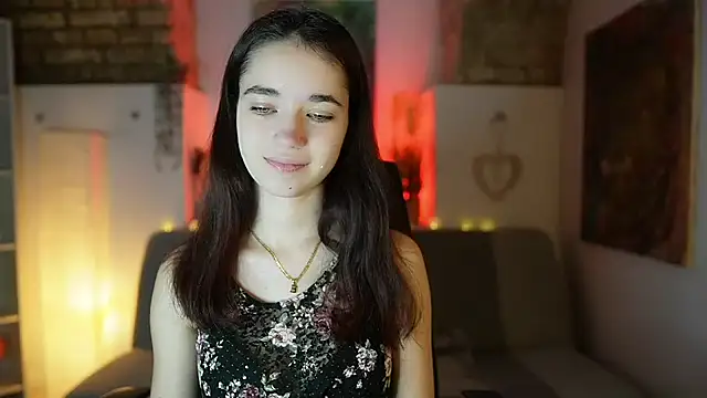 Gia Paige18 online show from 02/06/25, 08:29