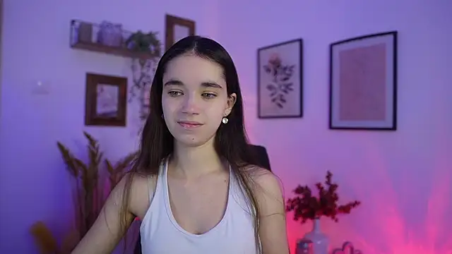 Gia Paige18 online show from 11/30/25, 02:21