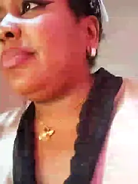 ELLA KELLY online show from 02/07/25, 05:51