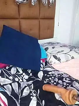 ELLA KELLY online show from 02/25/25, 06:09