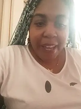 ELLA KELLY online show from 03/04/25, 11:51