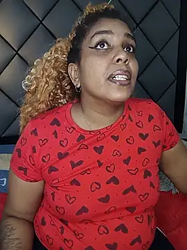 ELLA KELLY online show from 05/18/26, 12:00