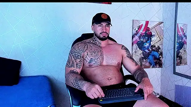 Cristian Walker online show from 11/11/25, 01:55