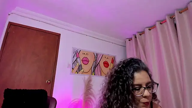 StarMilf online show from 06/14/26, 12:29