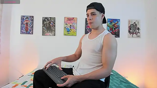 jonathanjoestar  online show from 03/23/26, 09:41