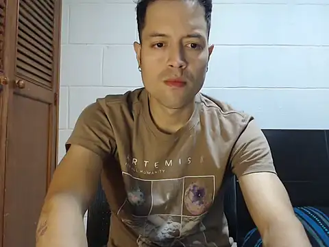 dimitriquiet05 online show from 03/21/26, 06:51