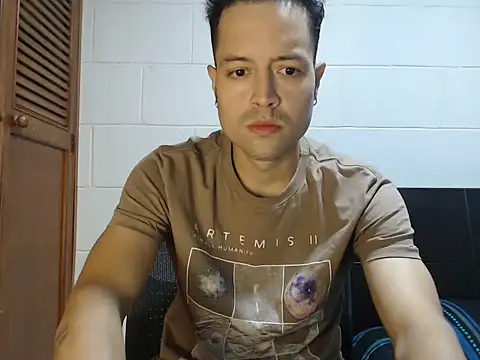 dimitriquiet05 online show from 03/21/26, 08:19