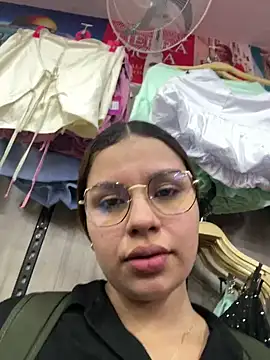 Snapshot of lalilamassu1 chatting on 02/04/25, 08:28 lalilamassu1 online show from 02/04/25, 08:28