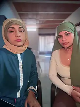 Snapshot of lalilamassu1 chatting on 09/08/25, 06:51 lalilamassu1 online show from 09/08/25, 06:51