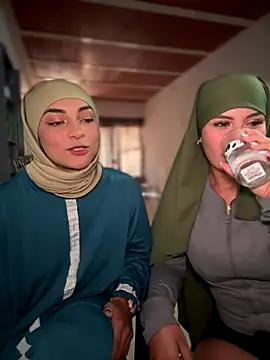 Snapshot of lalilamassu1 chatting on 09/23/25, 08:45 lalilamassu1 online show from 09/23/25, 08:45