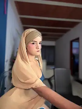 Snapshot of lalilamassu1 chatting on 11/24/25, 10:09 lalilamassu1 online show from 11/24/25, 10:09