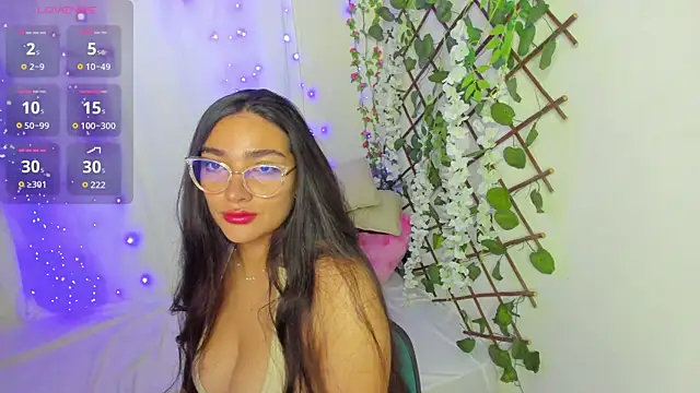 Snapshot of zara41 chatting on 06/18/26, 04:33 zara41 online show from 06/18/26, 04:33