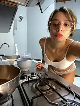 ArianaWolff online show from 06/20/26, 04:59