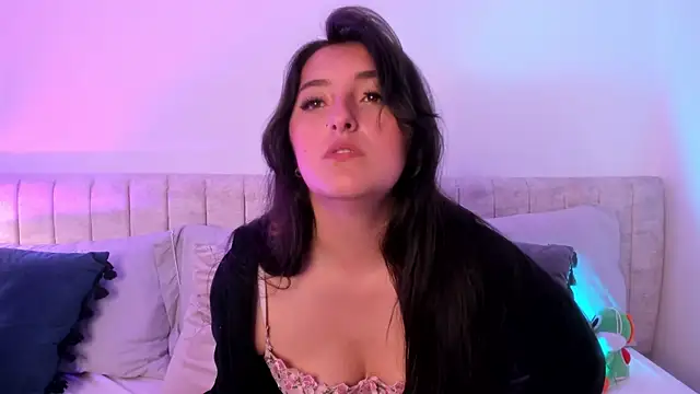 Kathia Morelli online show from 02/08/25, 03:31