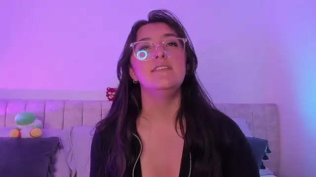 Kathia Morelli online show from 02/13/25, 05:54