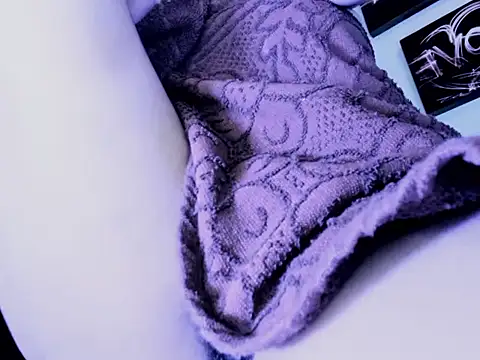 kuromi69 online show from 02/10/26, 05:33