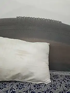 Angel Anamika online show from 10/24/25, 03:52