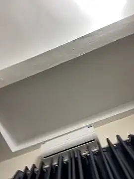 Louis Baby online show from 03/03/25, 04:24