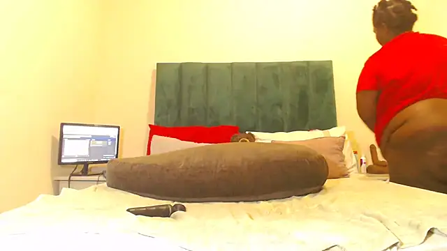 sexybigasss online show from 02/27/26, 10:37